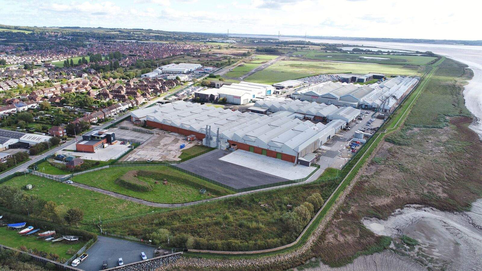 BRIGHT FUTURE FOR HUMBER ENTERPRISE PARK AFTER BLUE-CHIP COMPANY AGREES SIX-YEAR DEAL