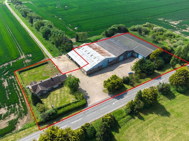 Warehouse And Bungalow, Neap House Road, Gunness, Scunthorpe, North Lincolnshire , DN15